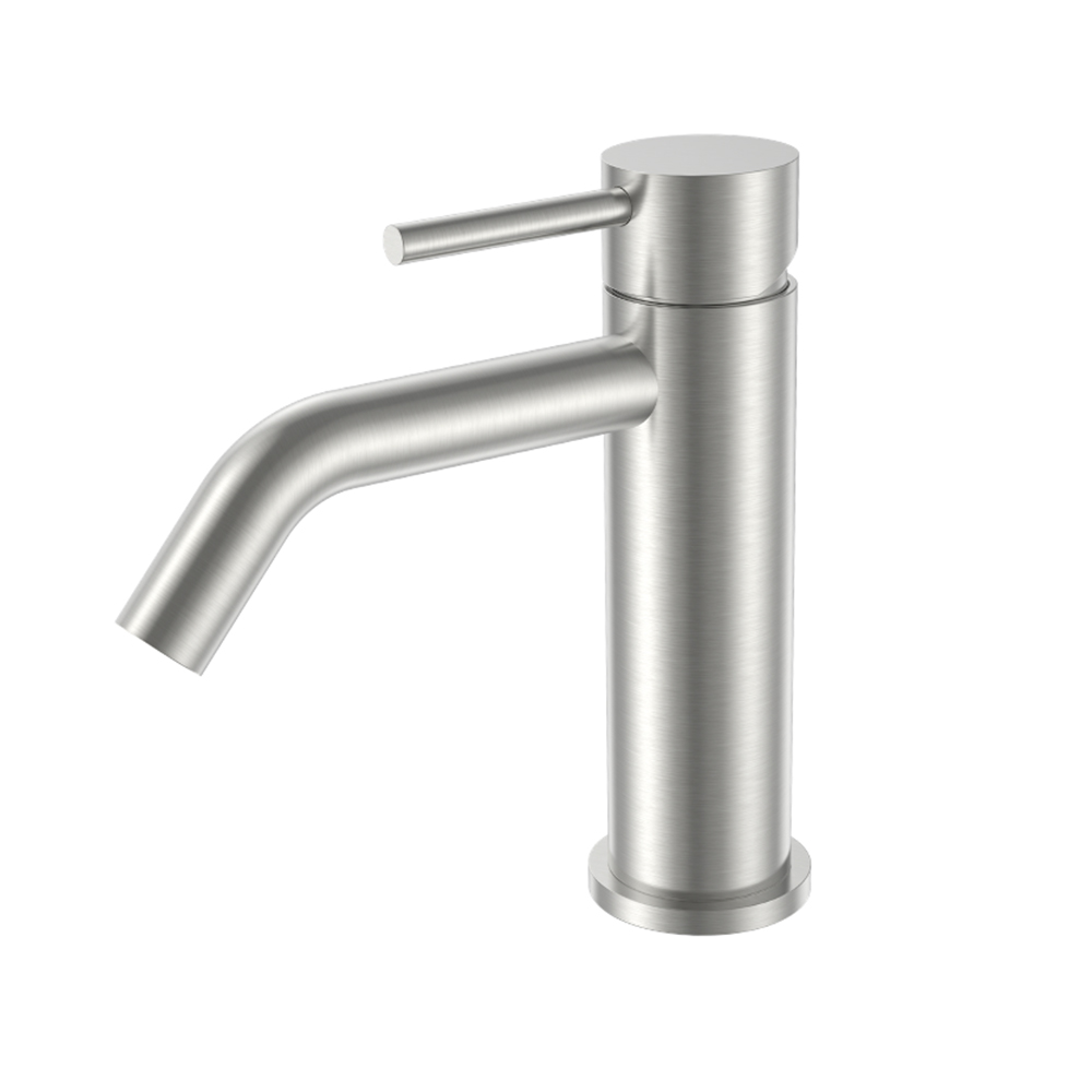 Roxi-Short-Basin-Mixer
